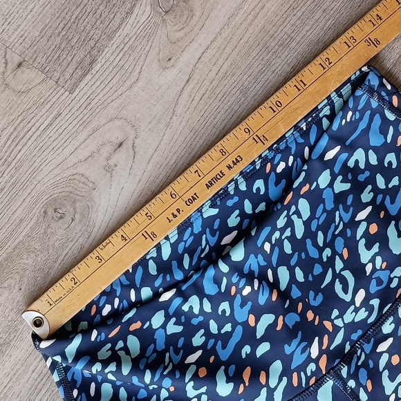 Land end exercise cheetah print pants size large in women's - Picture 5 of 9